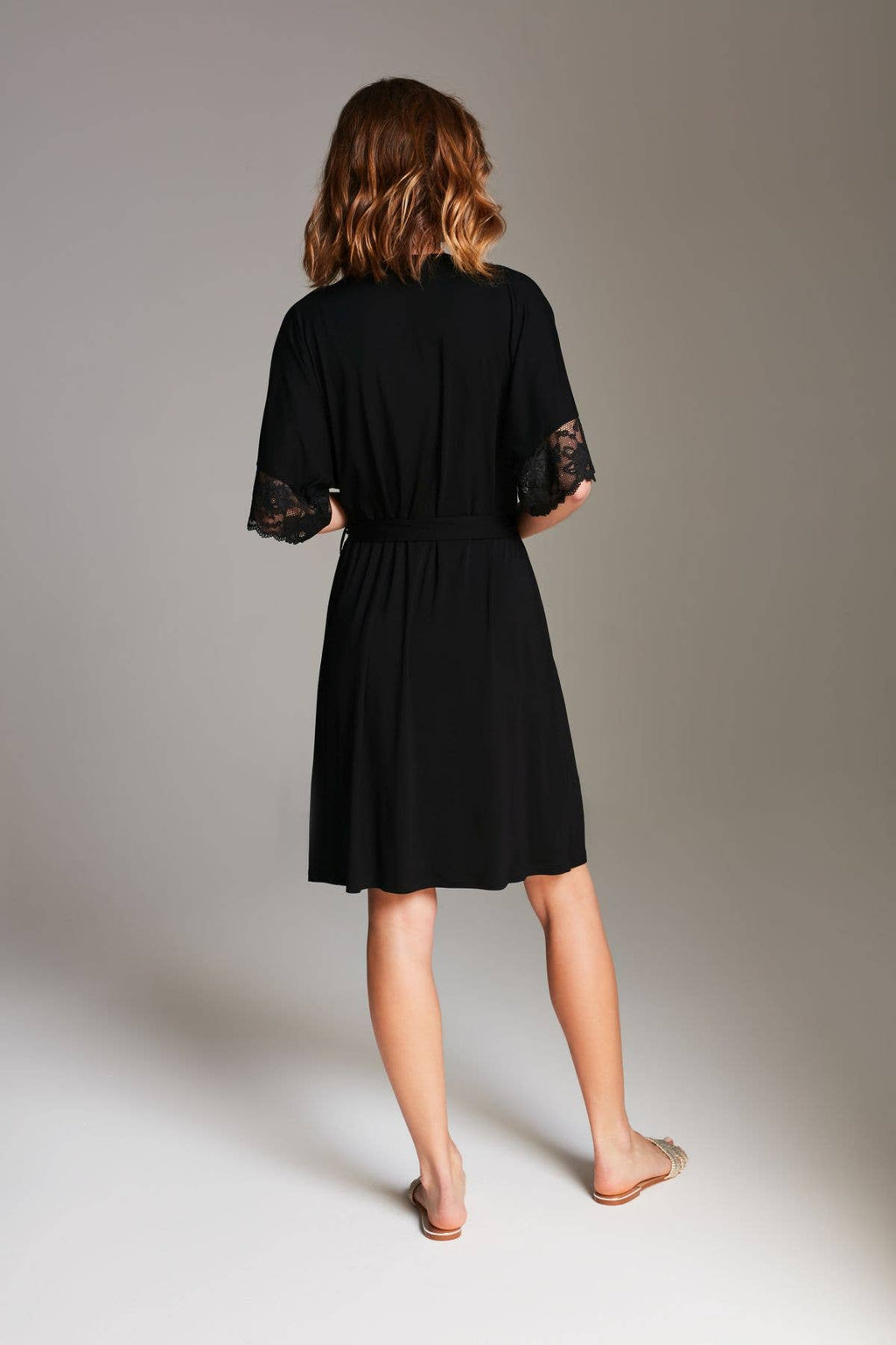 Oh!Zuza S005 Morgenmantel mit Spitze aus Viskose