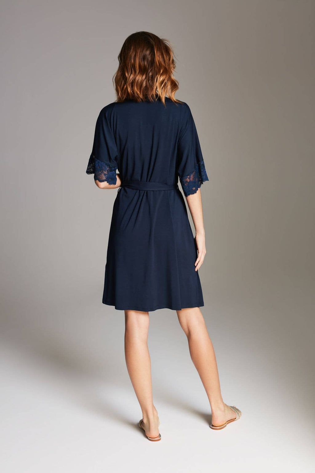 Oh!Zuza S005 Morgenmantel mit Spitze aus Viskose